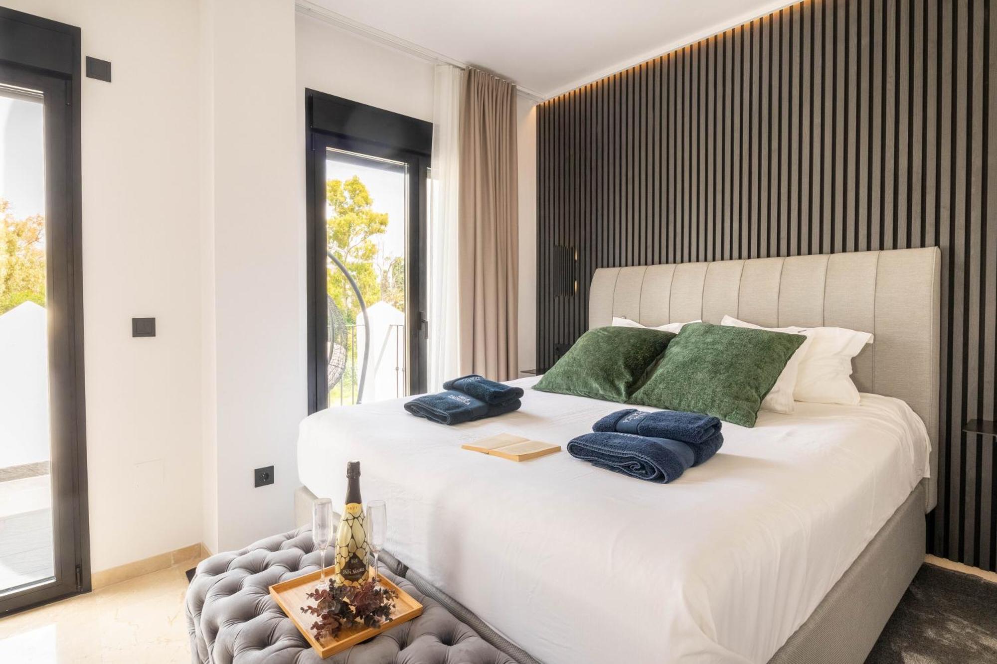 Villa New Zacaluca Pool Sauna & Gym - Happy Rentals Marbella Kültér fotó